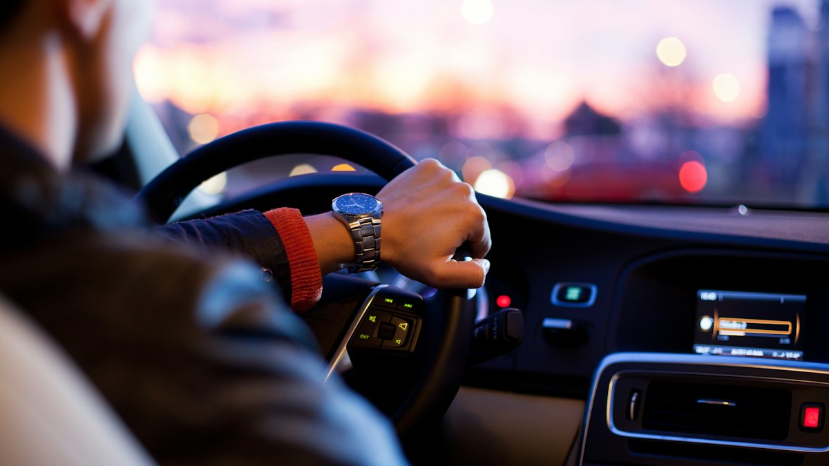 Driving Jobs in the Gulf: Licences and Requirements